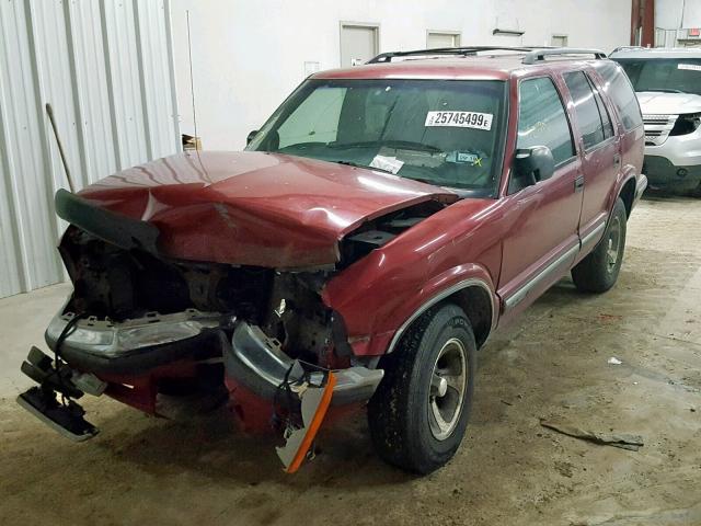 1GNCS13WXX2143301 - 1999 CHEVROLET BLAZER RED photo 2