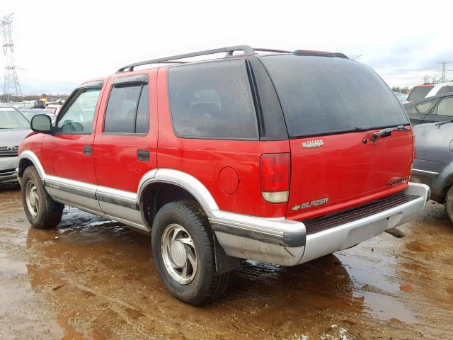 1GNDT13W6V2101156 - 1997 CHEVROLET BLAZER RED photo 3