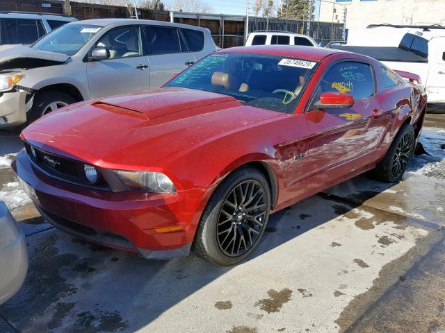 1ZVBP8CF4C5245343 - 2012 FORD MUSTANG GT RED photo 2