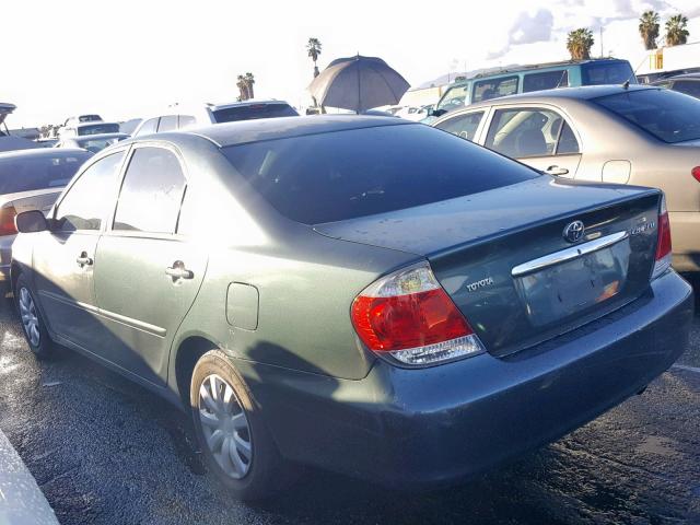 4T1BE32K55U027765 - 2005 TOYOTA CAMRY LE GREEN photo 3