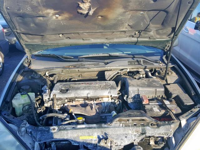 4T1BE32K55U027765 - 2005 TOYOTA CAMRY LE GREEN photo 7