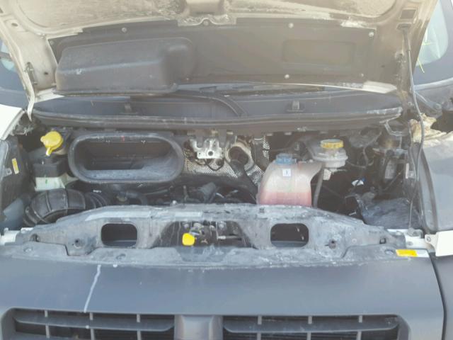 3C6TRVDG7HE524439 - 2017 RAM PROMASTER WHITE photo 7