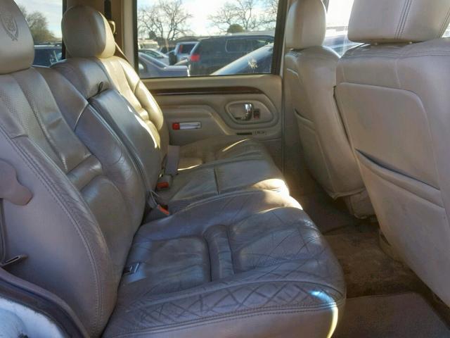 1GYEK13R1YR156579 - 2000 CADILLAC ESCALADE WHITE photo 6