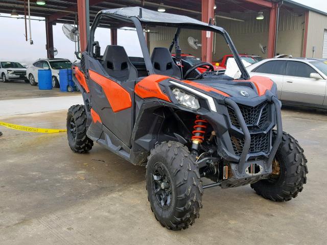 3JB1GAP40JK000365 - 2018 CAN-AM MAVERICK T TWO TONE photo 1