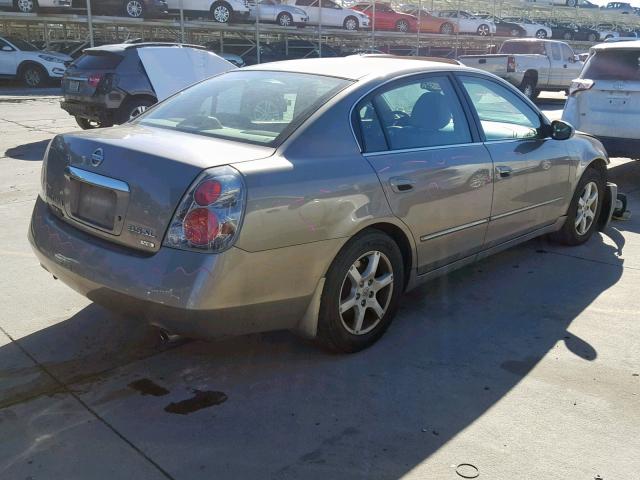 1N4BL11DX5N464758 - 2005 NISSAN ALTIMA SE GOLD photo 4