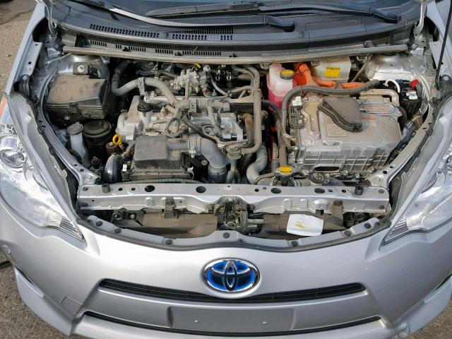 JTDKDTB39D1039949 - 2013 TOYOTA PRIUS C SILVER photo 7