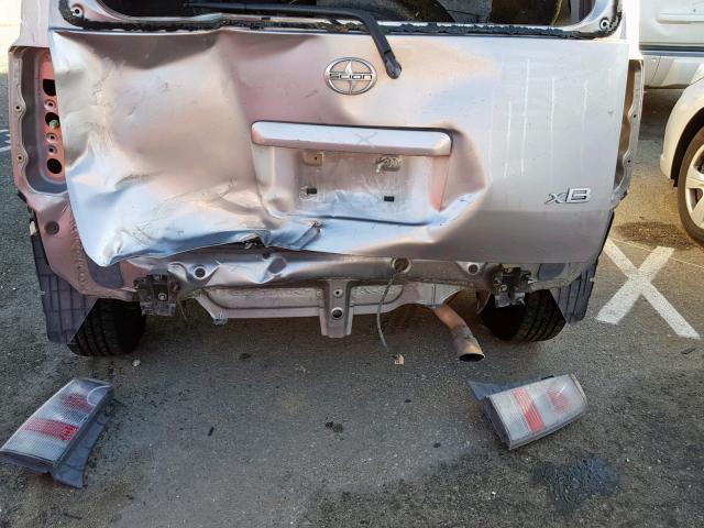 JTLKT324054027513 - 2005 TOYOTA SCION XB 灰色 照片 9