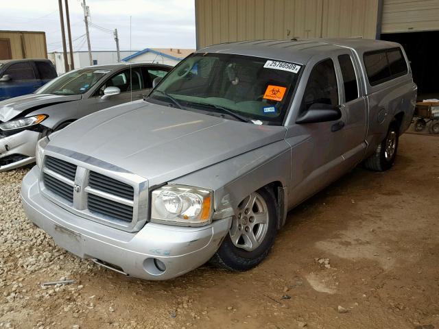 1D7HE42PX7S176158 - 2007 DODGE DAKOTA SLT SILVER photo 2