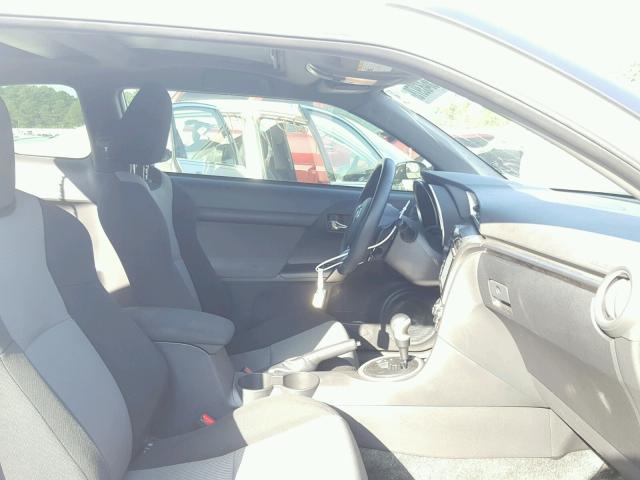 JTKJF5C78GJ015822 - 2016 TOYOTA SCION TC თეთრი ფოტო 5