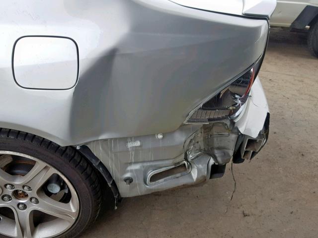 JTHBD192240091641 - 2004 LEXUS IS 300 SILVER photo 9