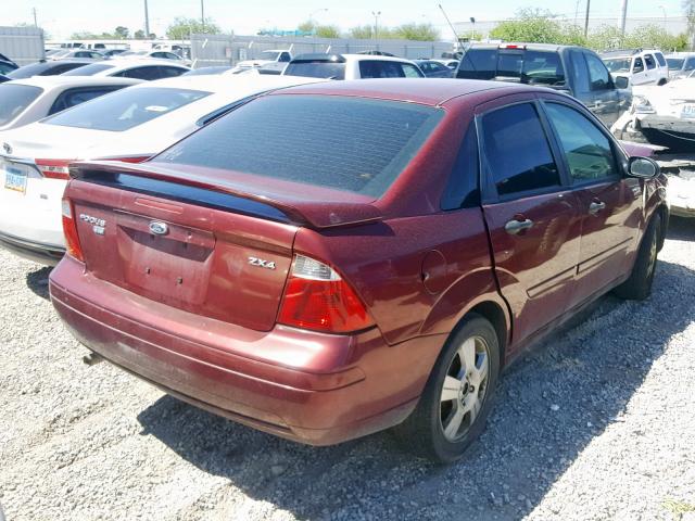 1FAHP34N26W178459 - 2006 FORD FOCUS ZX4 RED photo 4