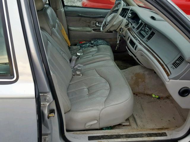 1LNLM81W8SY618931 - 1995 LINCOLN TOWN CAR E GRAY photo 5