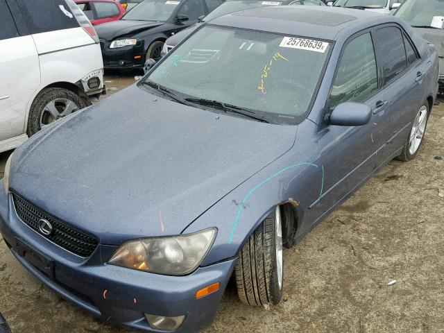 JTHBD192550099492 - 2005 LEXUS IS 300 GRAY photo 2