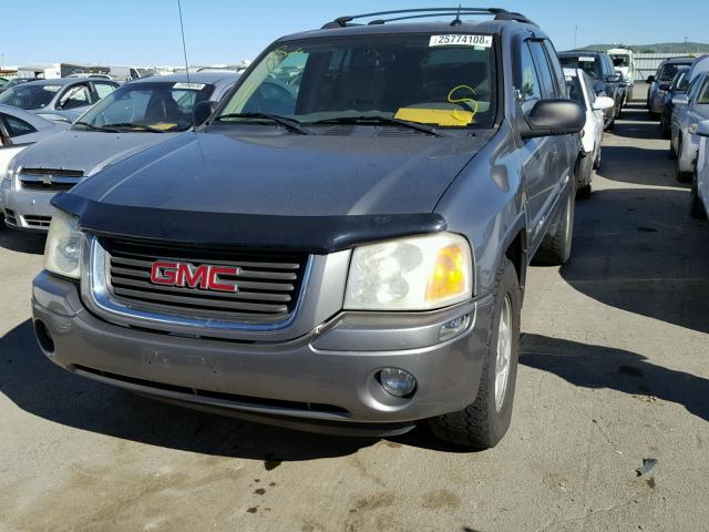 1GKDT13SX52118164 - 2005 GMC ENVOY GRAY photo 2