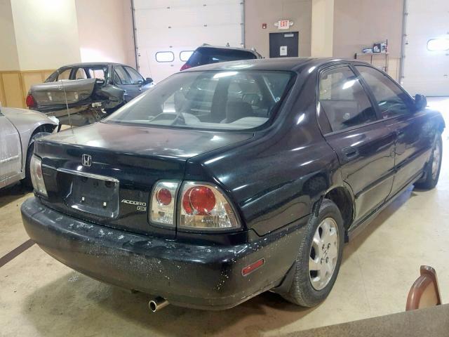 1HGCD5626VA106009 - 1997 HONDA ACCORD DX BLACK photo 4