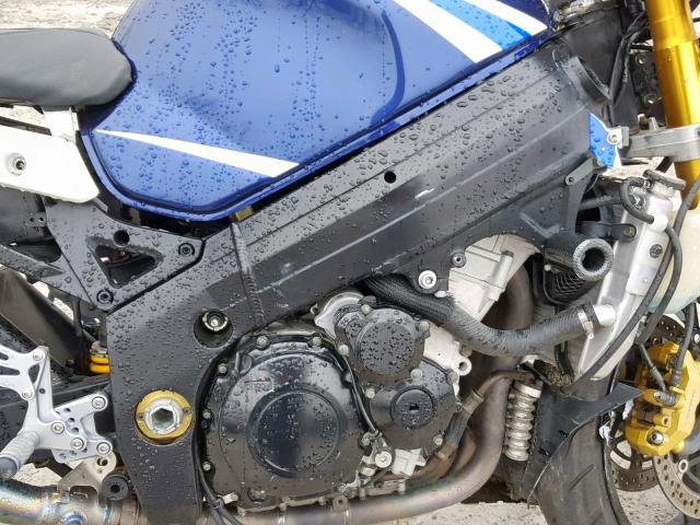 JS1GT75A642104304 - 2004 SUZUKI GSX-R1000 BLUE photo 7