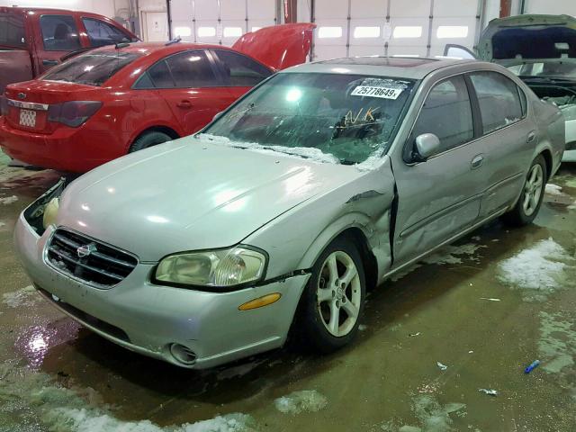 JN1CA31A11T307683 - 2001 NISSAN MAXIMA GXE GRAY photo 2