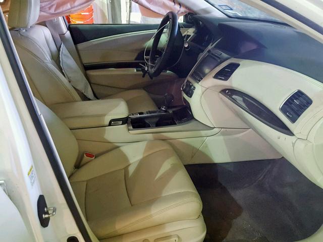 JH4KC1F57EC003152 - 2014 ACURA RLX TECH WHITE photo 5