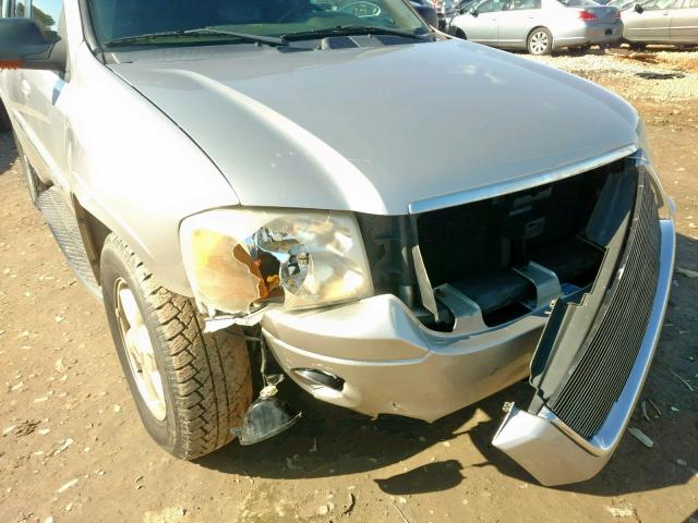 1GKDS13S642193901 - 2004 GMC ENVOY SILVER photo 9