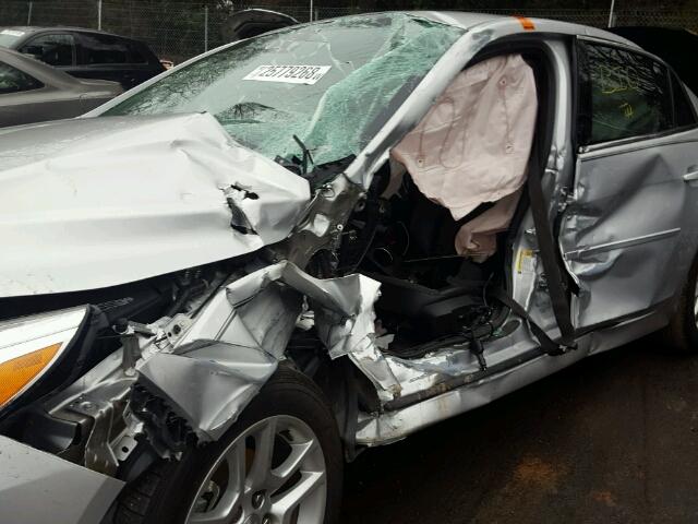 1G11C5SL9FF303941 - 2015 CHEVROLET MALIBU 1LT 银色 照片 9