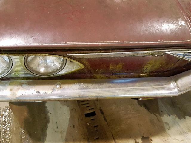 105376W110995 - 1966 CHEVROLET CORVAIR RED photo 9