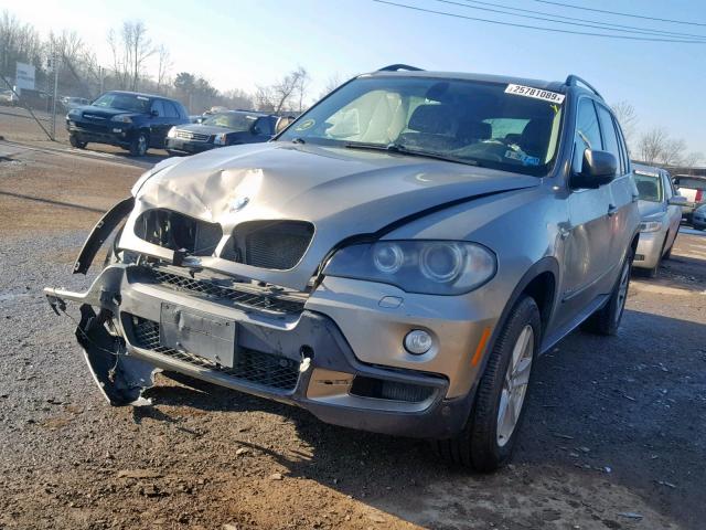 5UXFE8C56AL312193 - 2010 BMW X5 XDRIVE4 GRAY photo 2