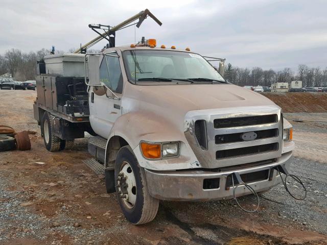 3FRNF65E76V231119 - 2006 FORD F650 SUPER WHITE photo 1