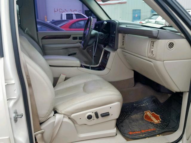 3GYEK62N26G155594 - 2006 CADILLAC ESCALADE E WHITE photo 5