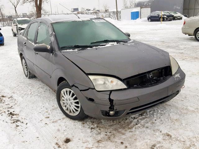 1FAFP34N45W222225 - 2005 FORD FOCUS ZX4 GRAY photo 1