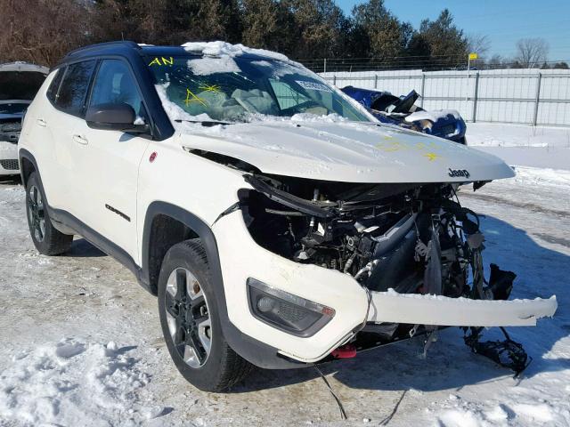 3C4NJDDB5JT316391 - 2018 JEEP COMPASS TR WHITE photo 1