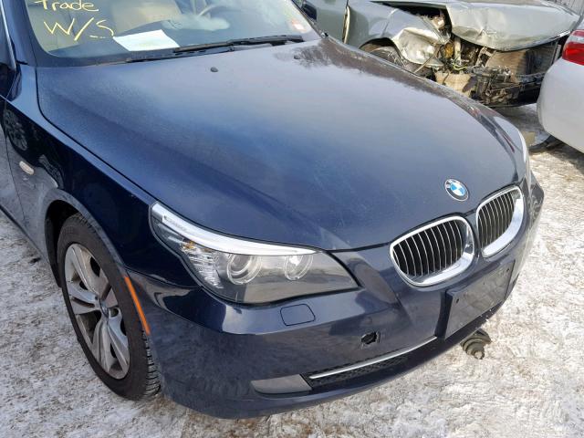 WBANV1C57AC444624 - 2010 BMW 528 XI BLUE photo 9