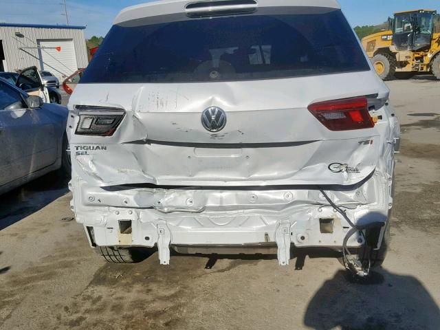 3VV5B7AX4JM004346 - 2018 VOLKSWAGEN TIGUAN SEL GRAY photo 9