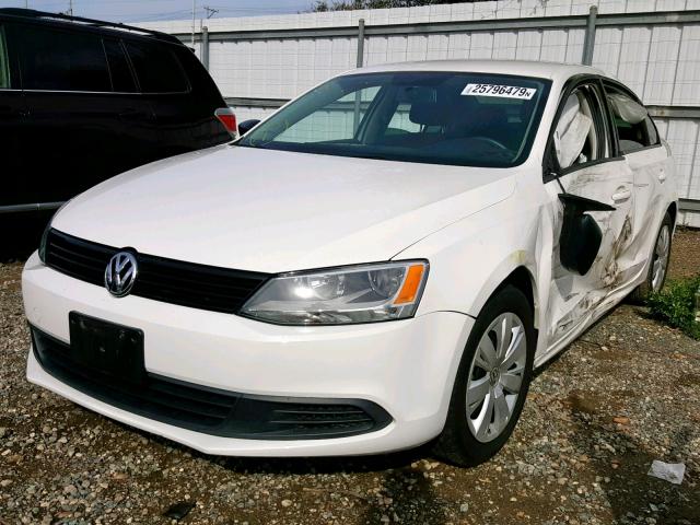 3VW2K7AJ3CM354595 - 2012 VOLKSWAGEN JETTA BASE WHITE photo 2
