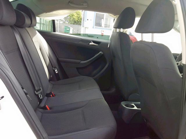 3VW2K7AJ3CM354595 - 2012 VOLKSWAGEN JETTA BASE WHITE photo 6