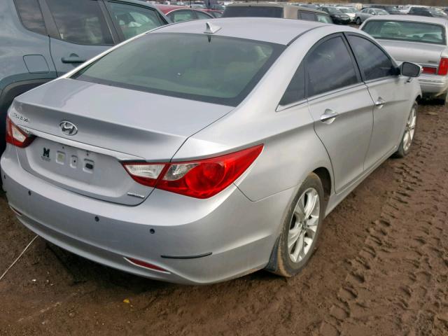 5NPEC4AC5BH098994 - 2011 HYUNDAI SONATA SE 银色 照片 4