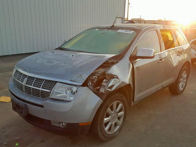 2LMDU88C77BJ09924 - 2007 LINCOLN MKX SILVER photo 2