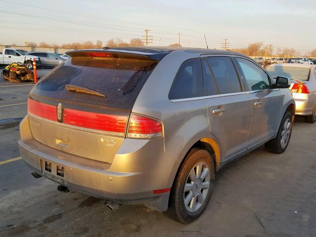 2LMDU88C77BJ09924 - 2007 LINCOLN MKX SILVER photo 4