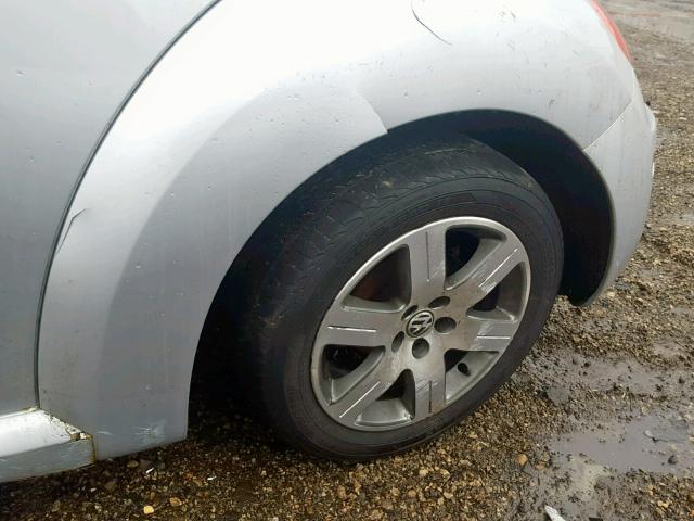 3VWRF31Y96M318228 - 2006 VOLKSWAGEN NEW BEETLE Silber Foto 10