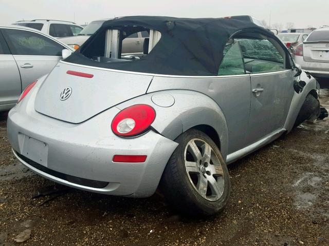 3VWRF31Y96M318228 - 2006 VOLKSWAGEN NEW BEETLE Silber Foto 4