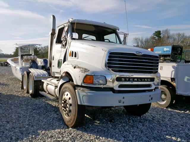 2FWJA3CG26AV72602 - 2006 STERLING TRUCK AT 9500 WHITE photo 1