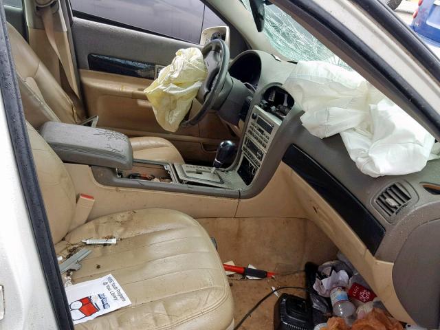 1LNHM86SX5Y630854 - 2005 LINCOLN LS WHITE photo 5