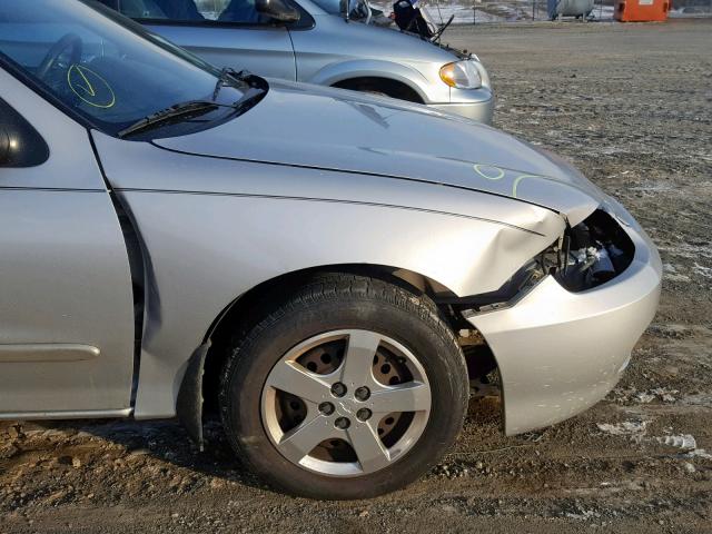 1G1JF52F437296047 - 2003 CHEVROLET CAVALIER L SILVER photo 9