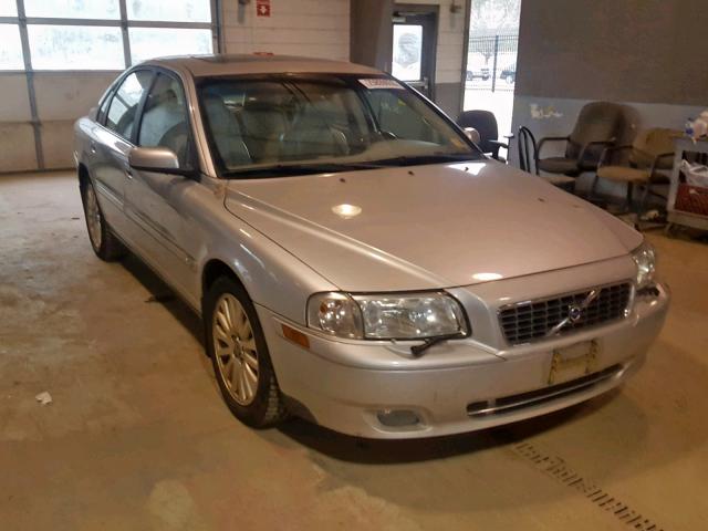 YV1TS592761440819 - 2006 VOLVO S80 2.5T SILVER photo 1