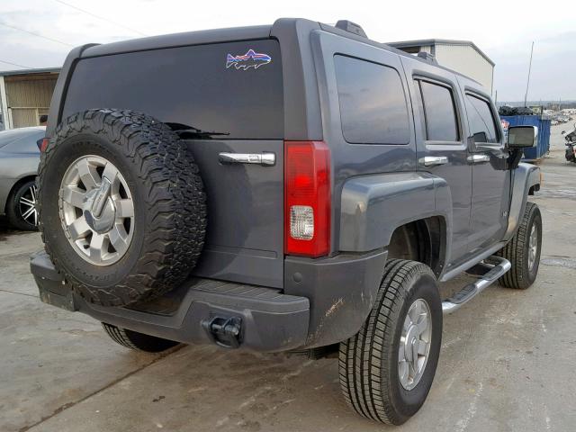 5GTEN13EX98108525 - 2009 HUMMER H3 GRAY photo 4