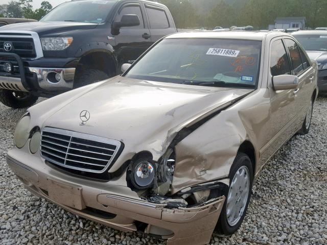 WDBJF65J81B280830 - 2001 MERCEDES-BENZ E 320 GOLD photo 2