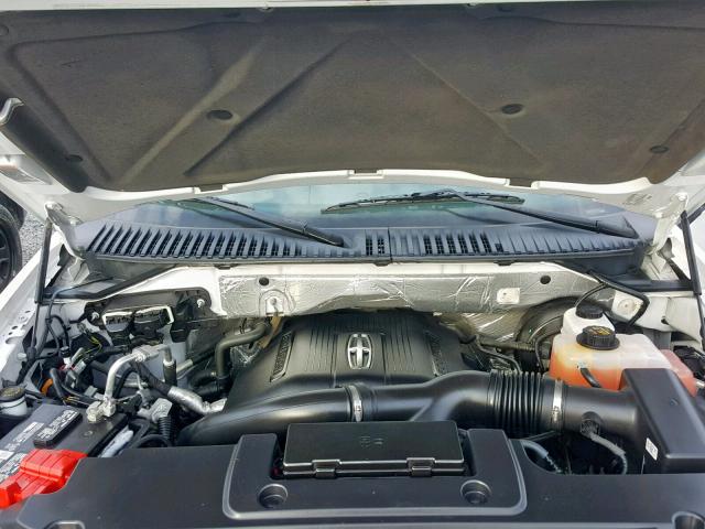 5LMJJ2HT2FEJ06272 - 2015 LINCOLN NAVIGATOR Biały zdjęcie 7