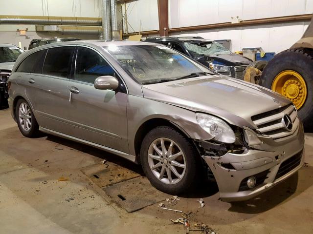 4JGCB22E08A068831 - 2008 MERCEDES-BENZ R 320 CDI SILVER photo 1