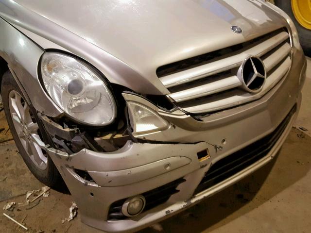 4JGCB22E08A068831 - 2008 MERCEDES-BENZ R 320 CDI SILVER photo 9