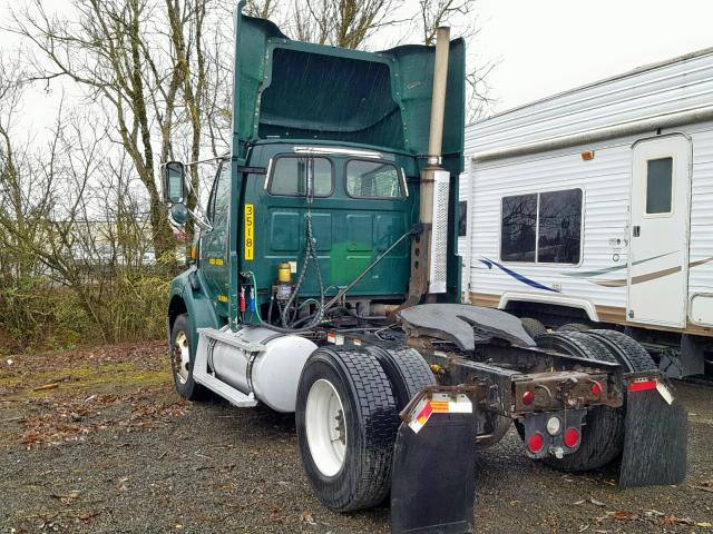 2FWBA2CV46AV22748 - 2006 STERLING TRUCK A 9500 GREEN photo 3