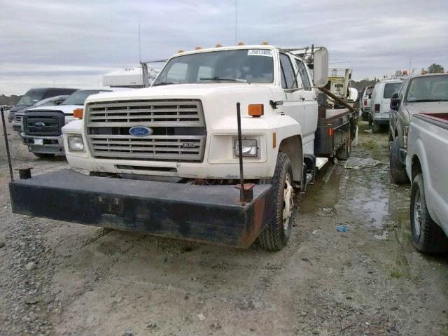 1FDNF60J6NVA31291 - 1992 FORD F600 WHITE photo 2